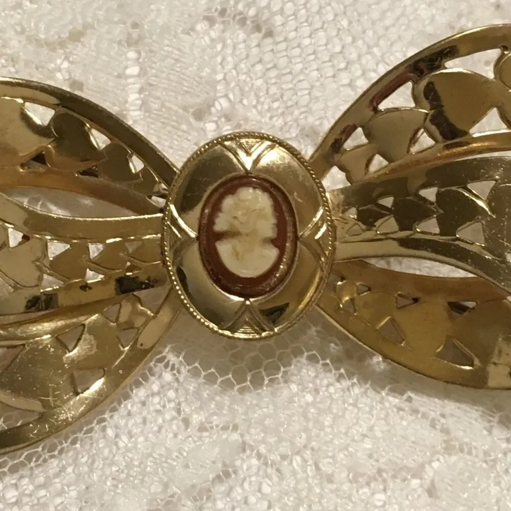 Vintage Victorian Style Bow with Coral Tone Cameo Brooch Gold Tone